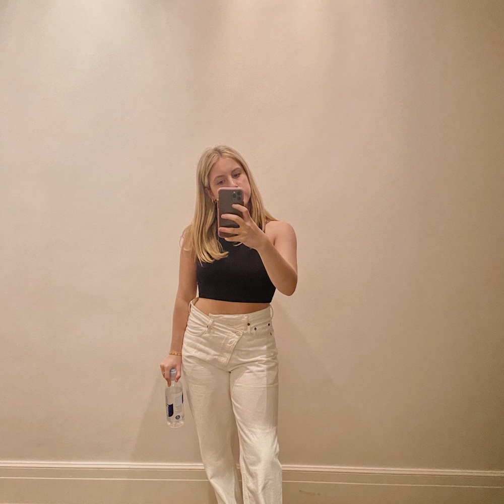 Meet your Posher, Bella